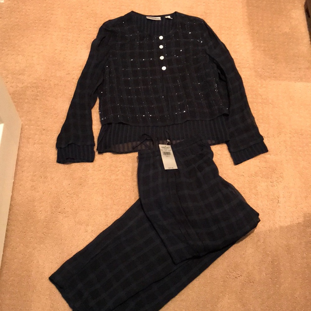 Navy pant suit